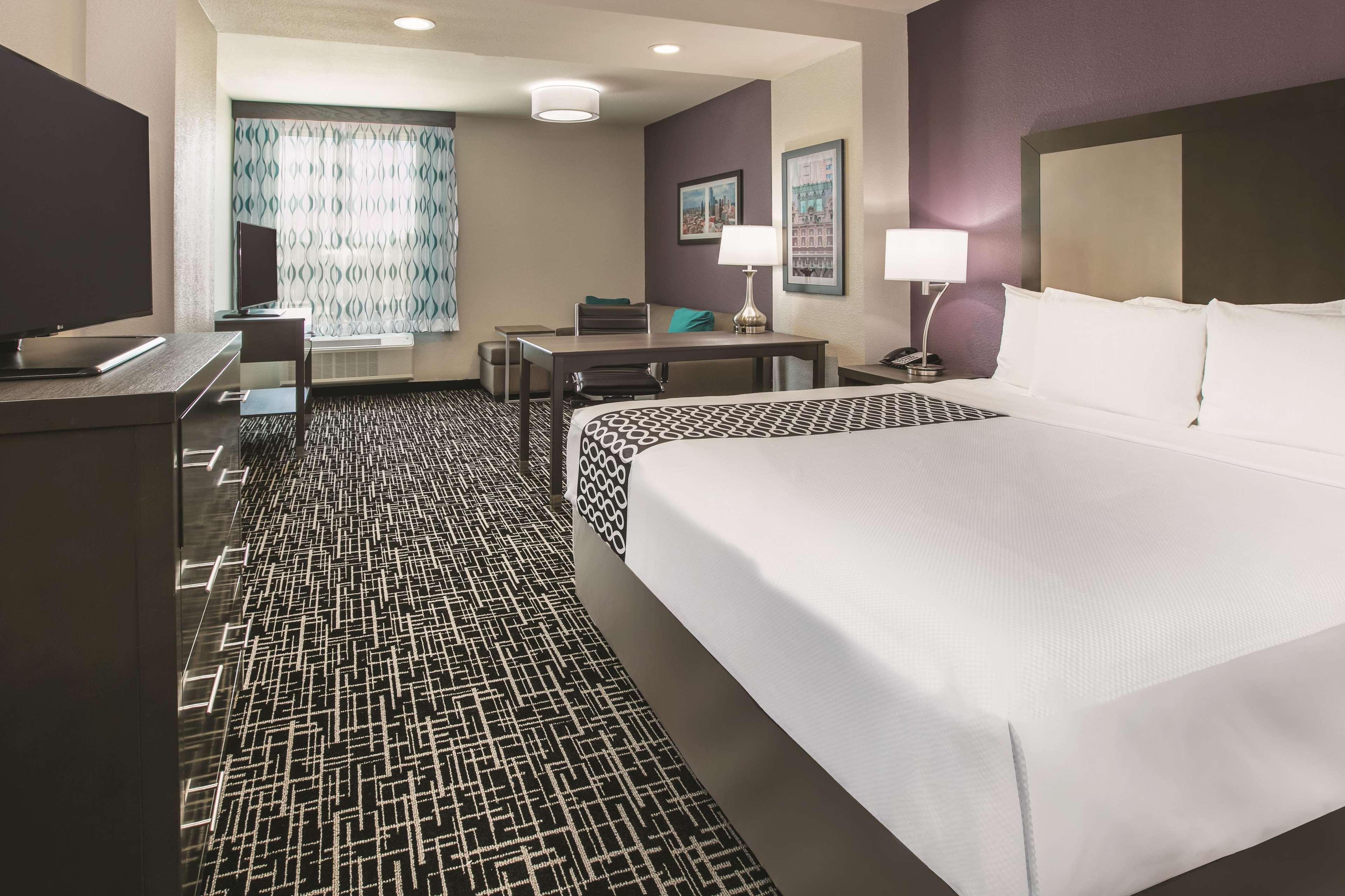 La Quinta By Wyndham Dallas - Richardson Экстерьер фото