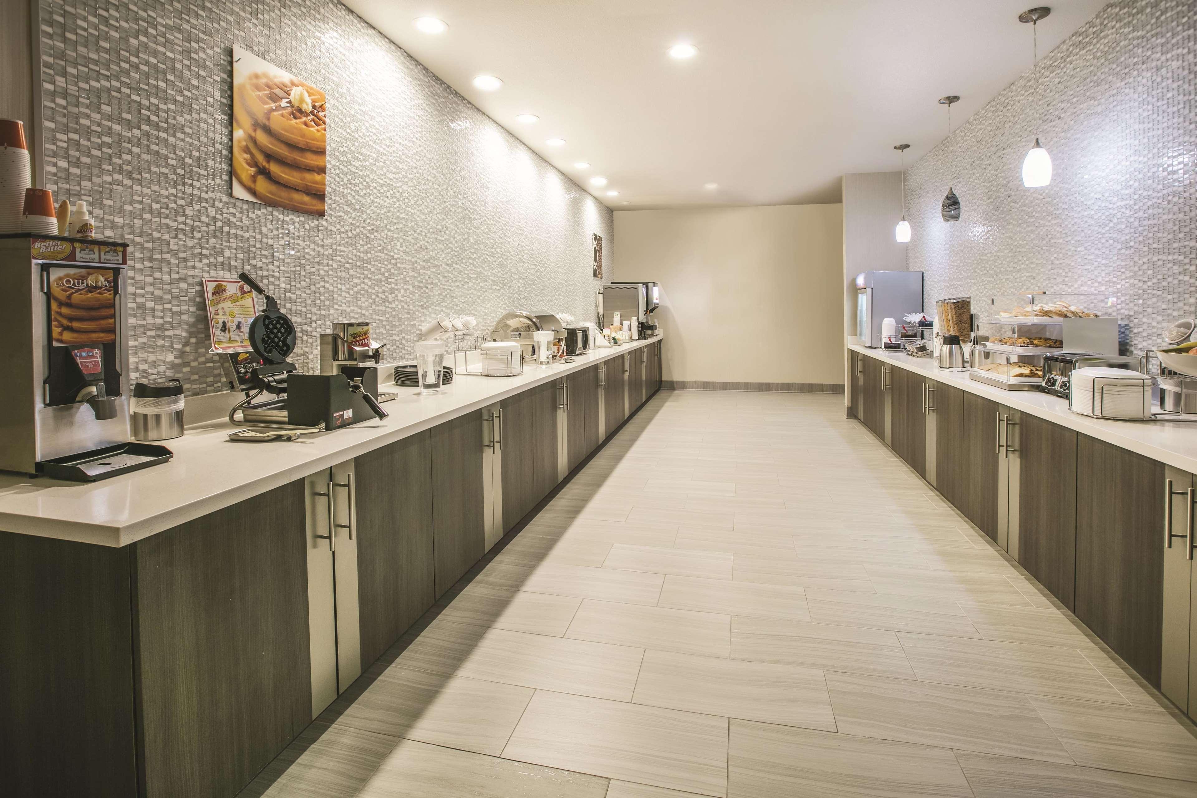 La Quinta By Wyndham Dallas - Richardson Экстерьер фото